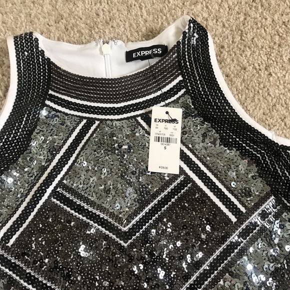 Dress - Picture 2 of 3